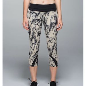 Lululemon Inspire II Crop